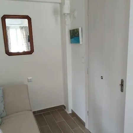 Daire Emeraldi House *